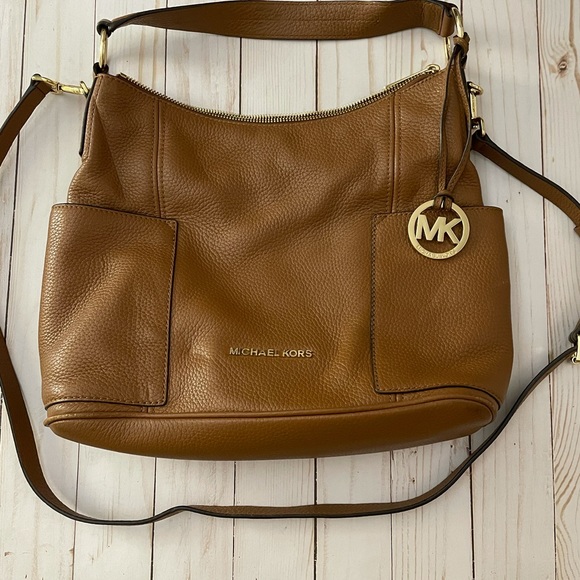Michael Kors Handbags - Michael Kors purse